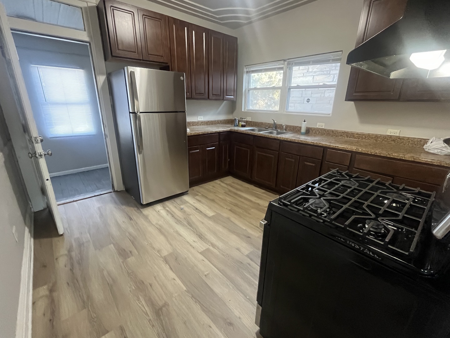 2117 S 49th Court
