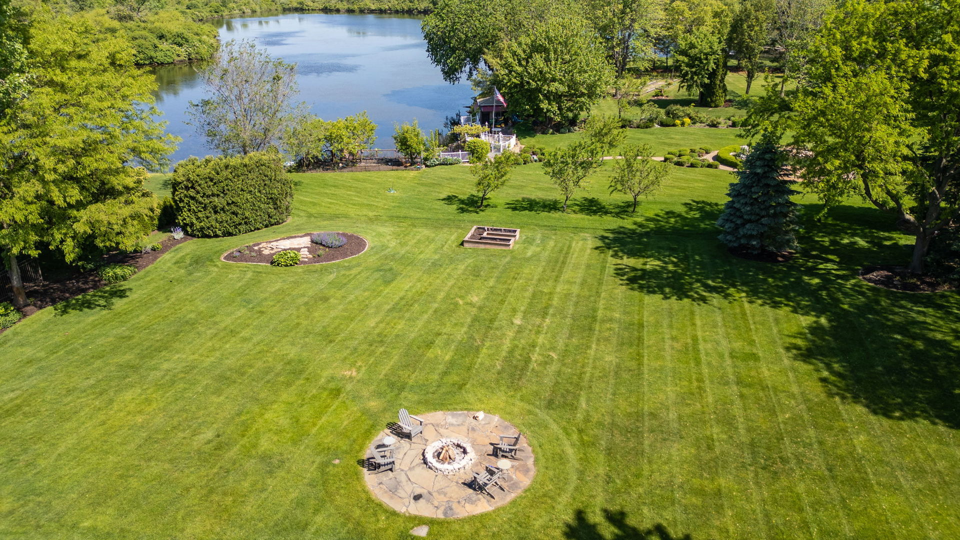 11658 COUNTRY POND Drive