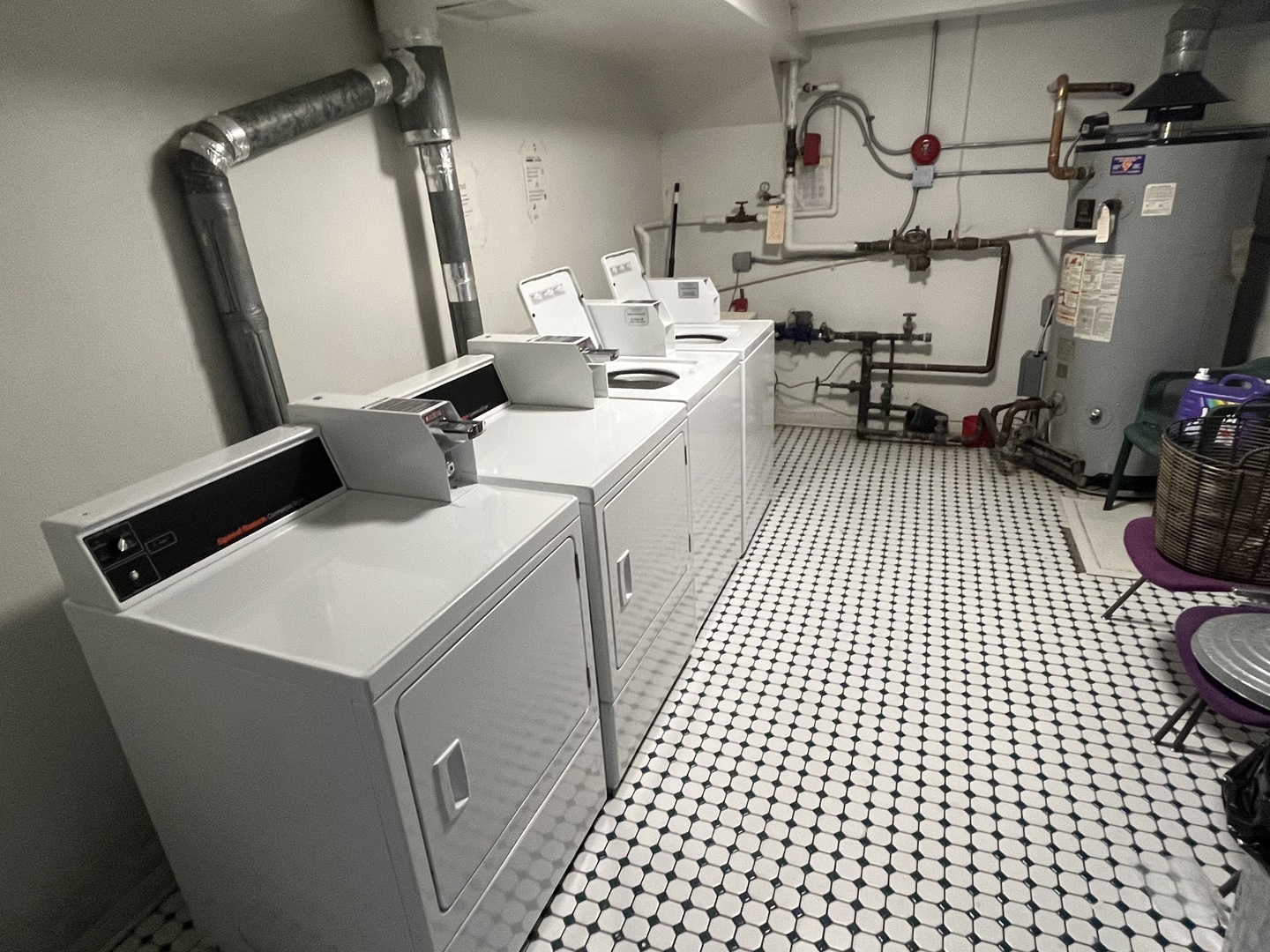 7101 W 166th Street Unit: 1c