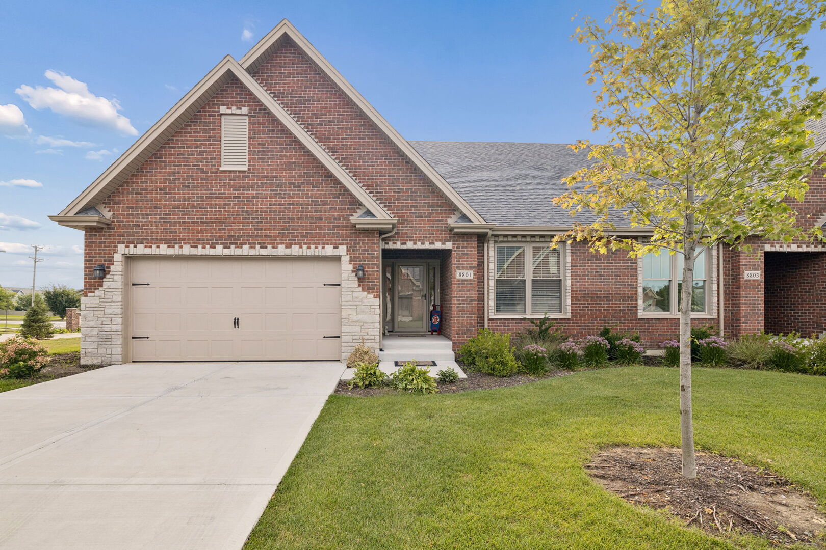 8801 Willow Lane