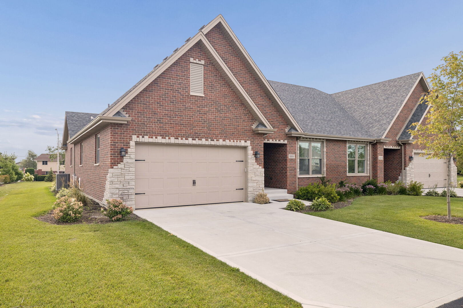8801 Willow Lane