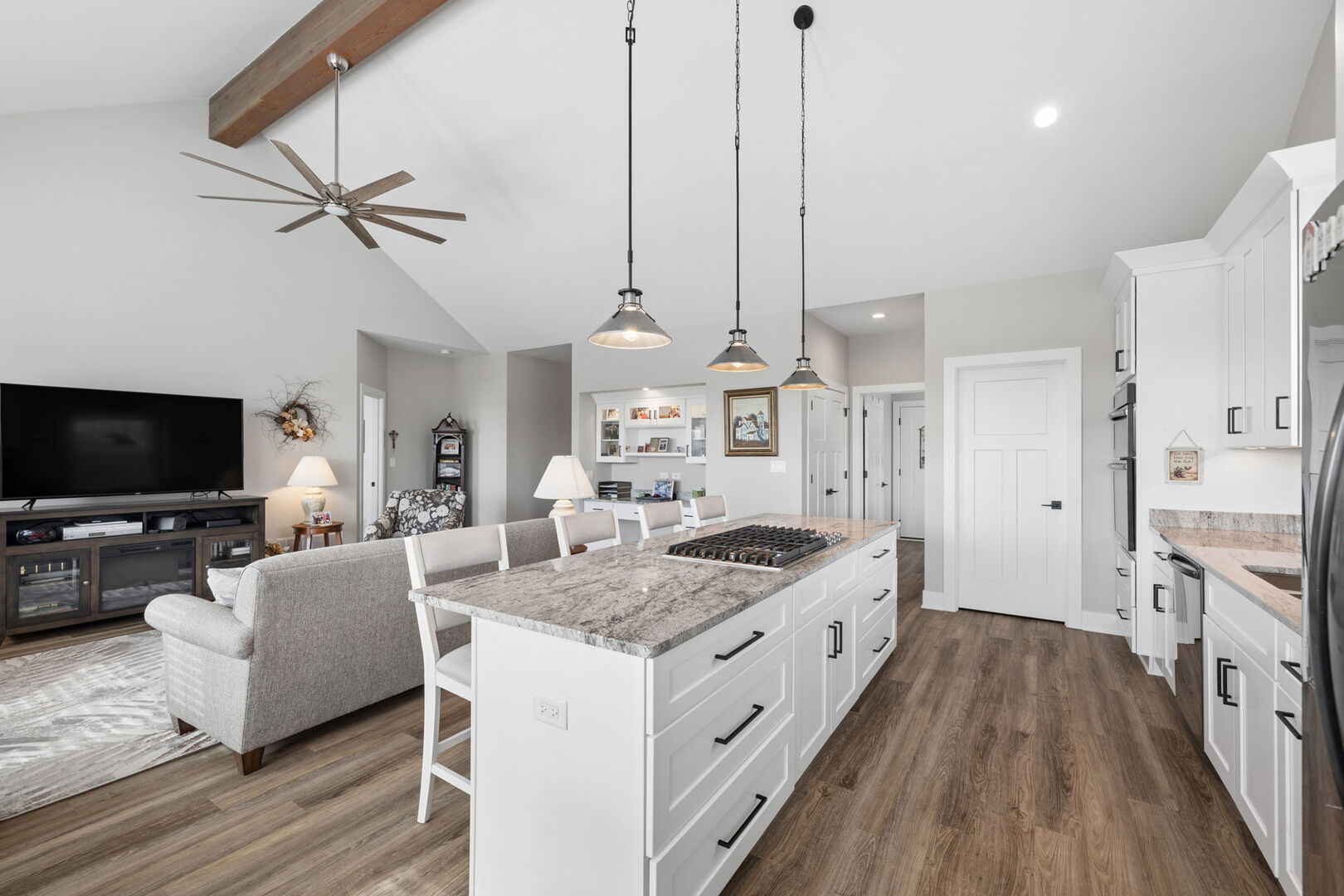 8801 Willow Lane