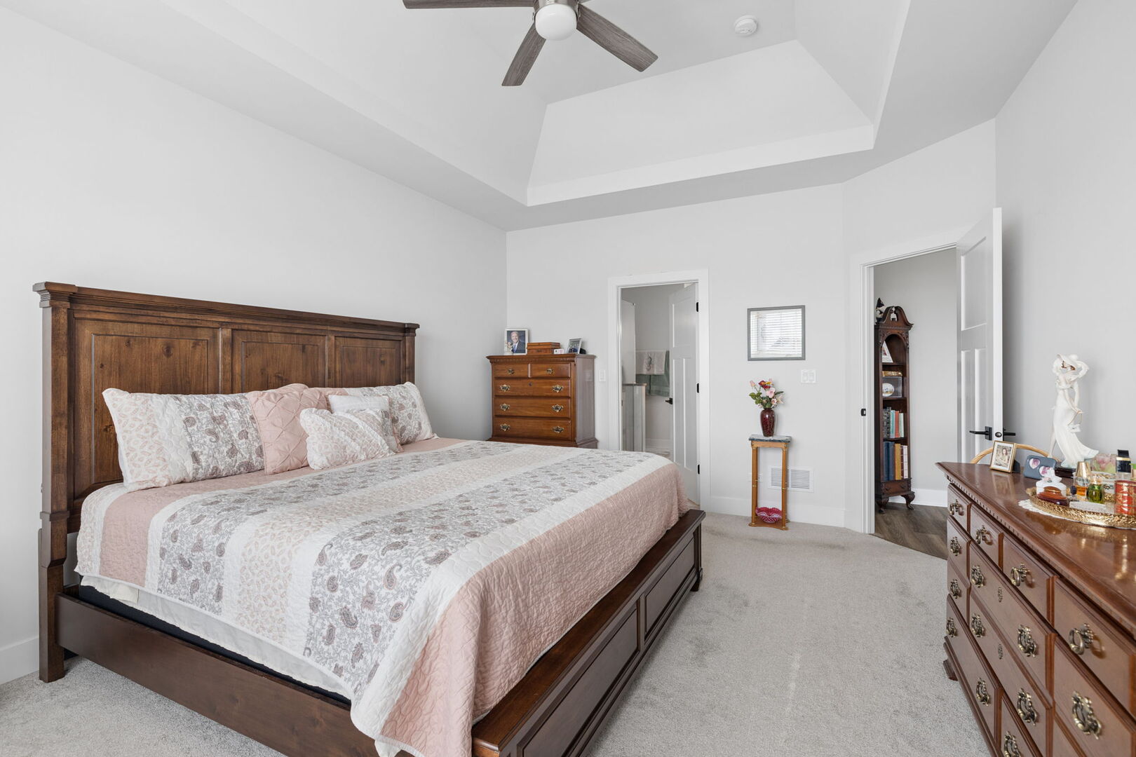 8801 Willow Lane