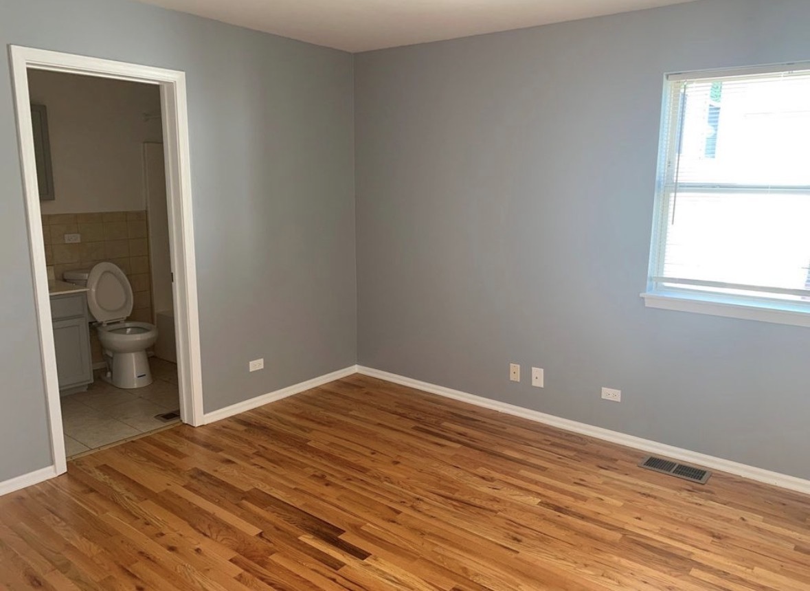 2216 W Adams Street Unit: 2