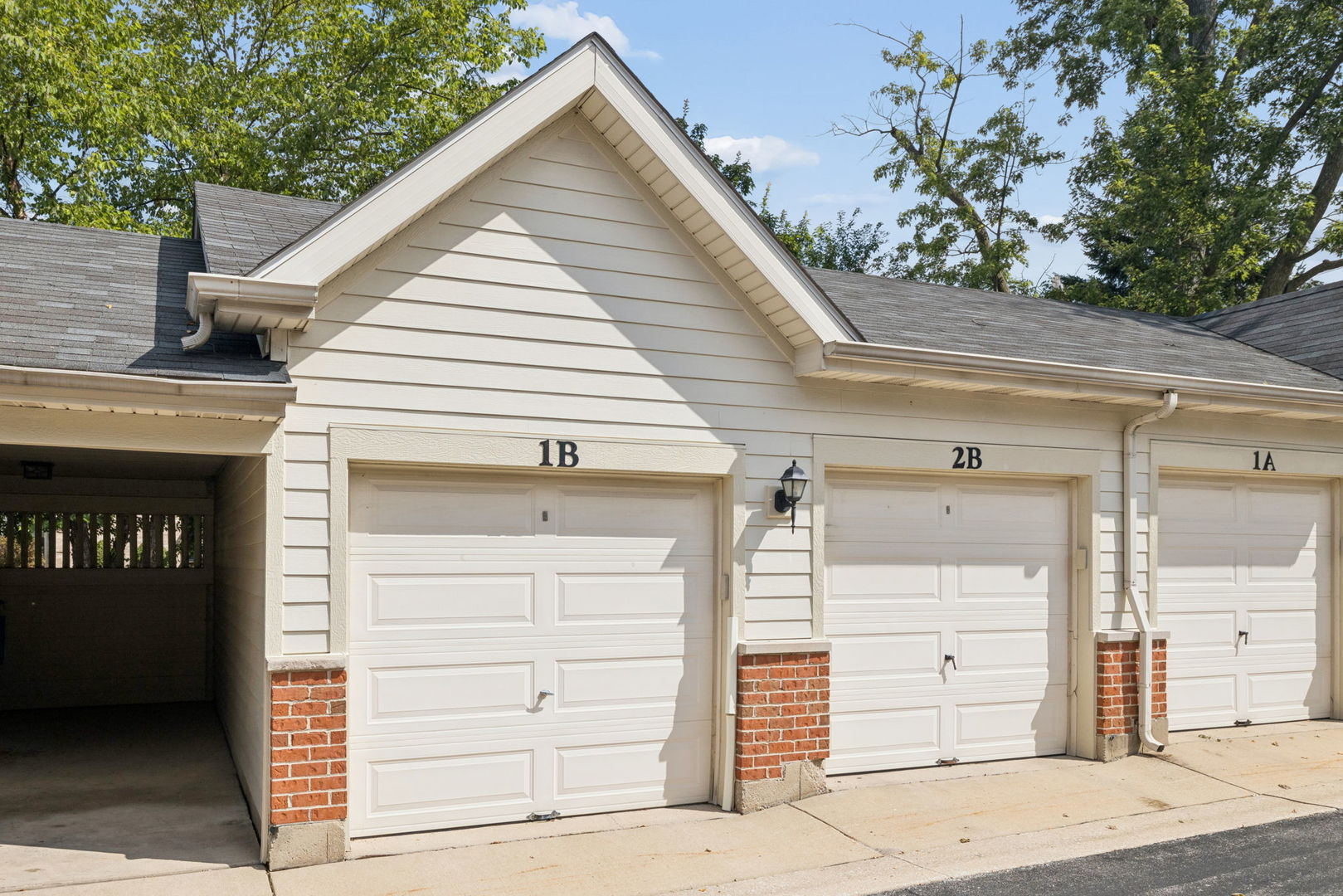 1032 SWIFT Road Unit: 1B