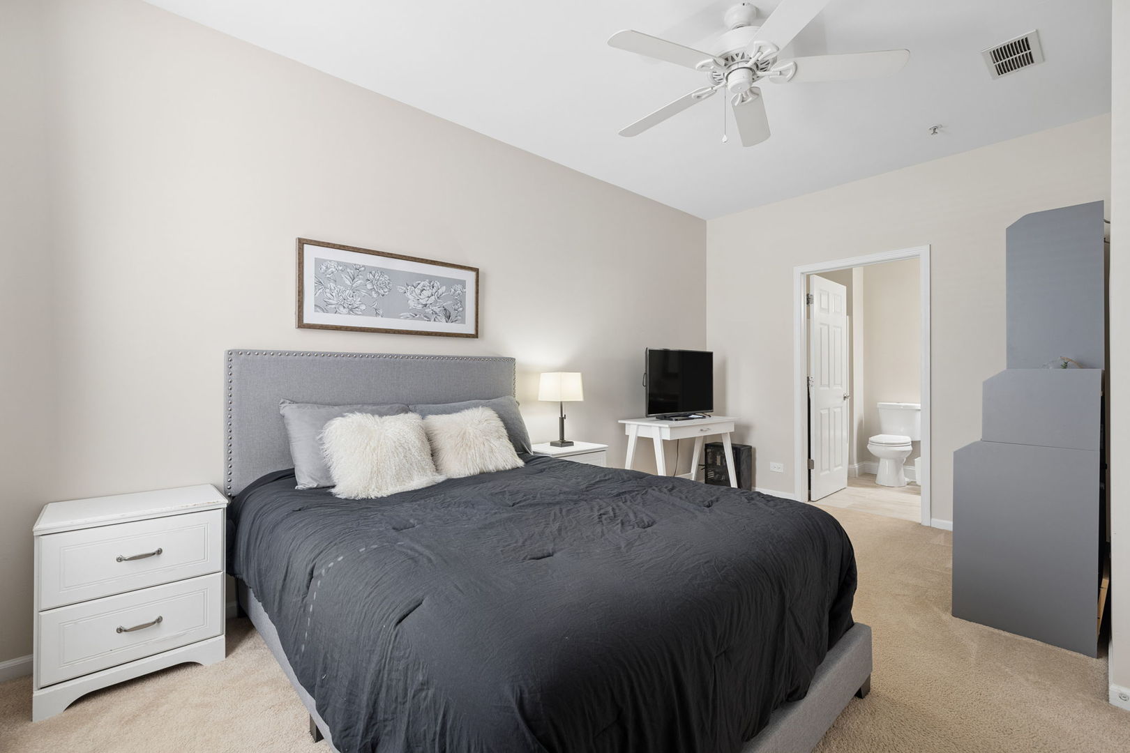 1032 SWIFT Road Unit: 1B