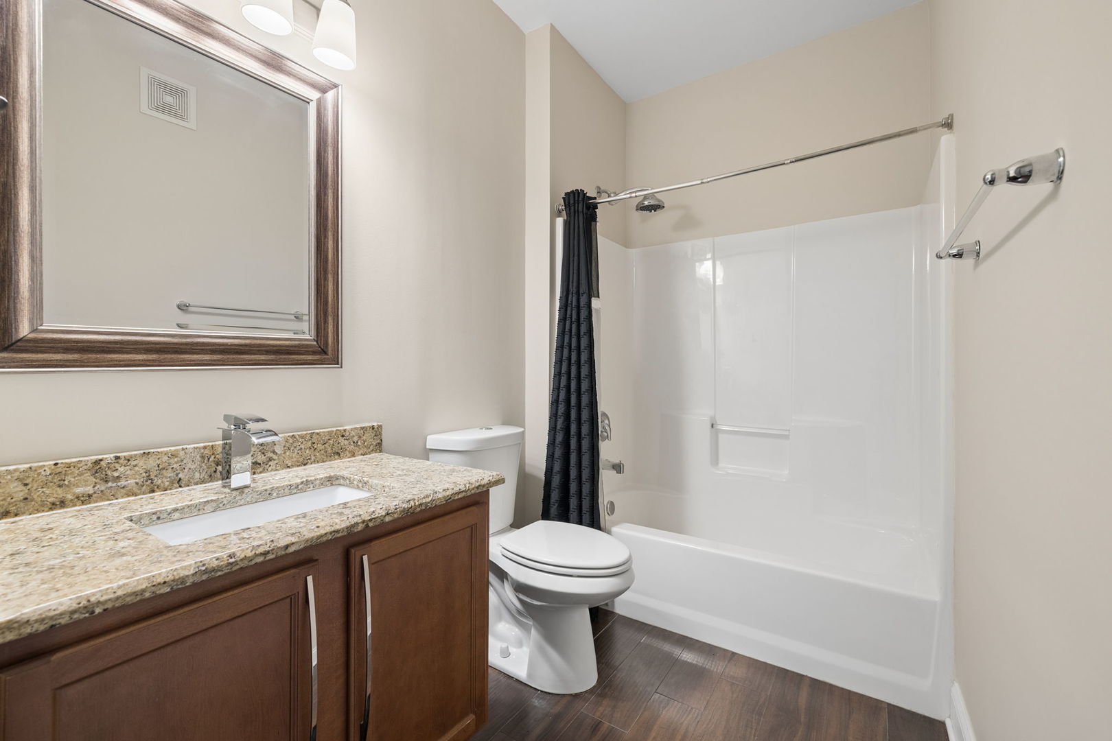 1032 SWIFT Road Unit: 1B