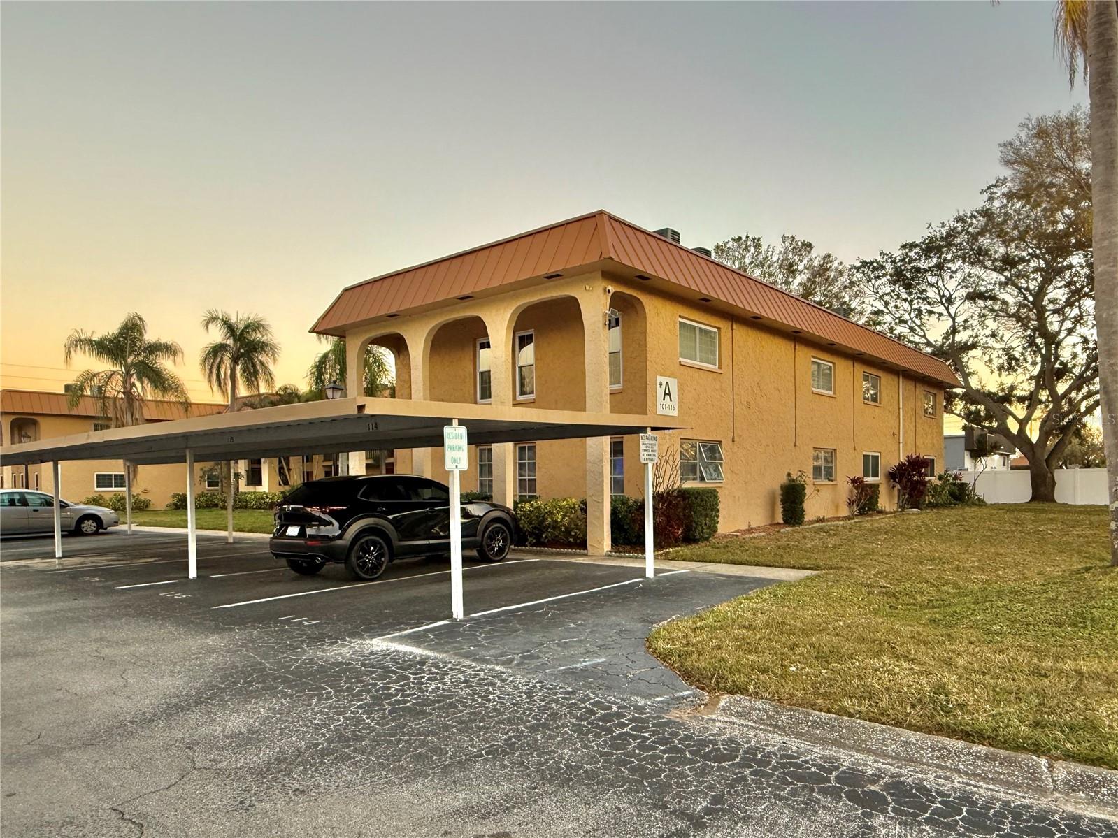 4500 E BAY DR #116