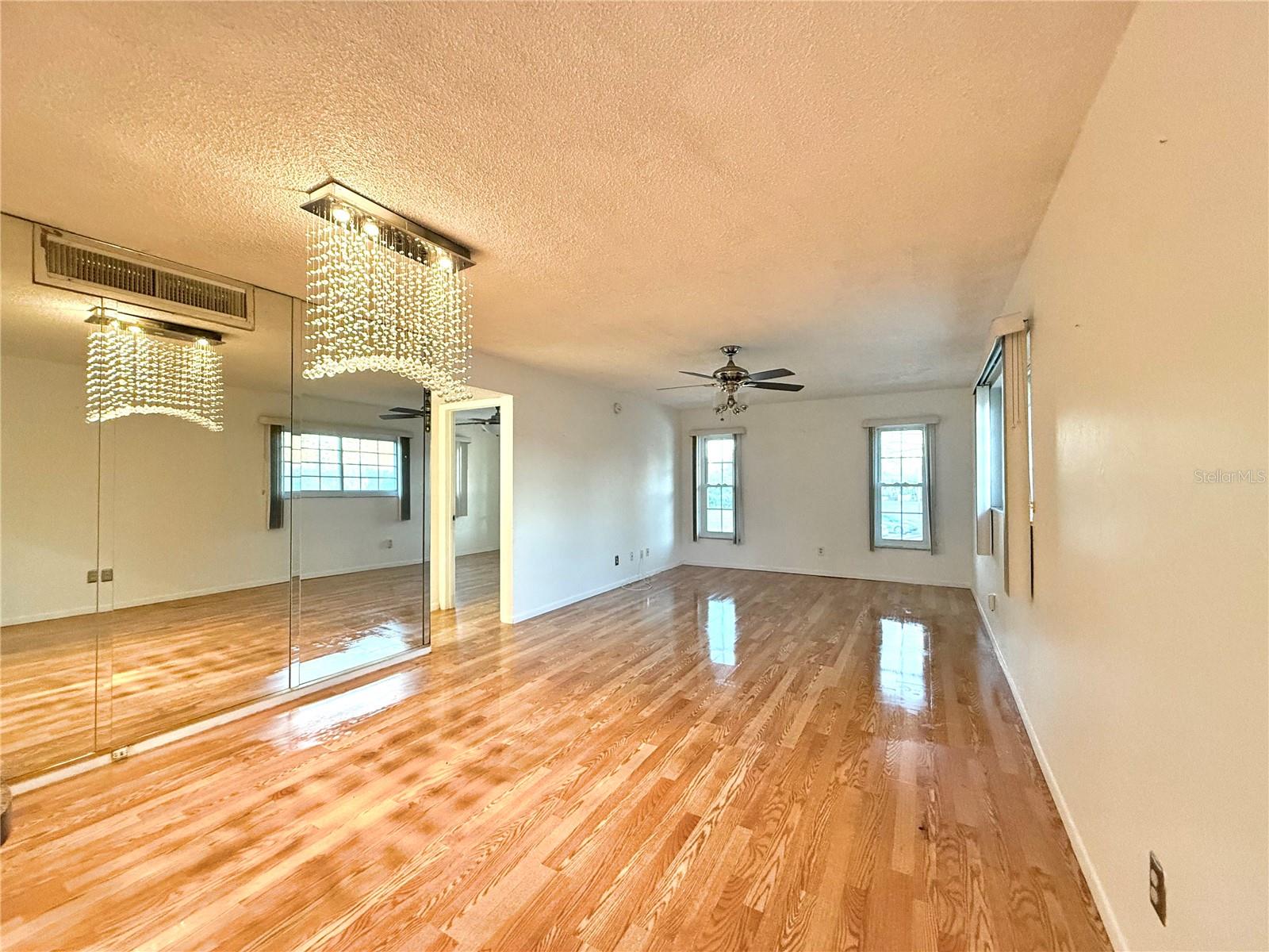 4500 E BAY DR #116