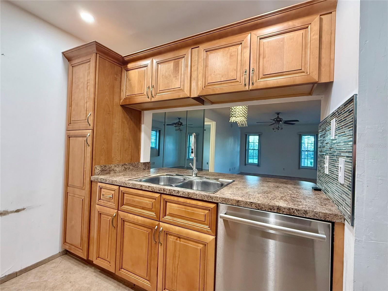 4500 E BAY DR #116