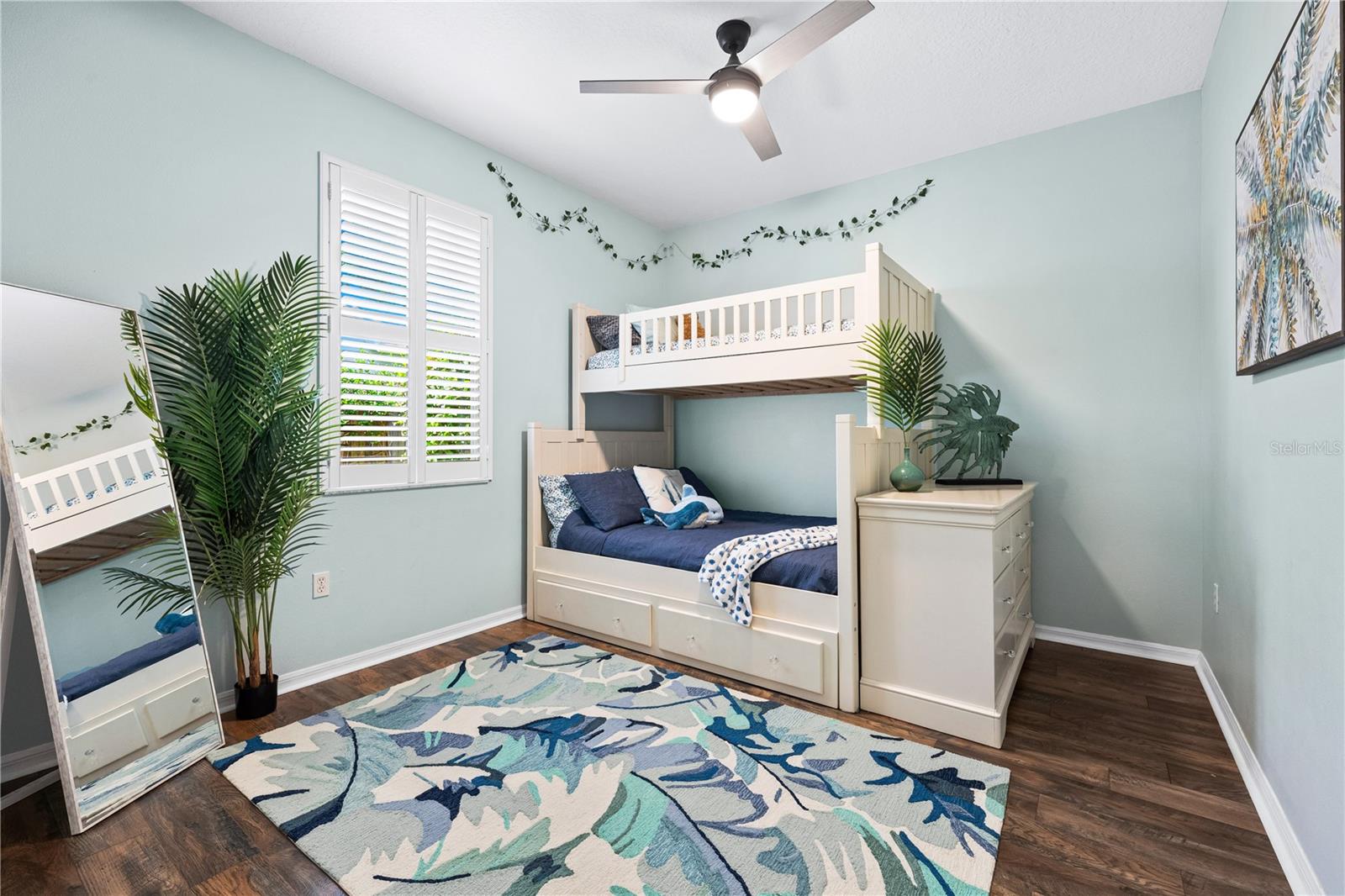 5272 SUNNYDALE CIR E