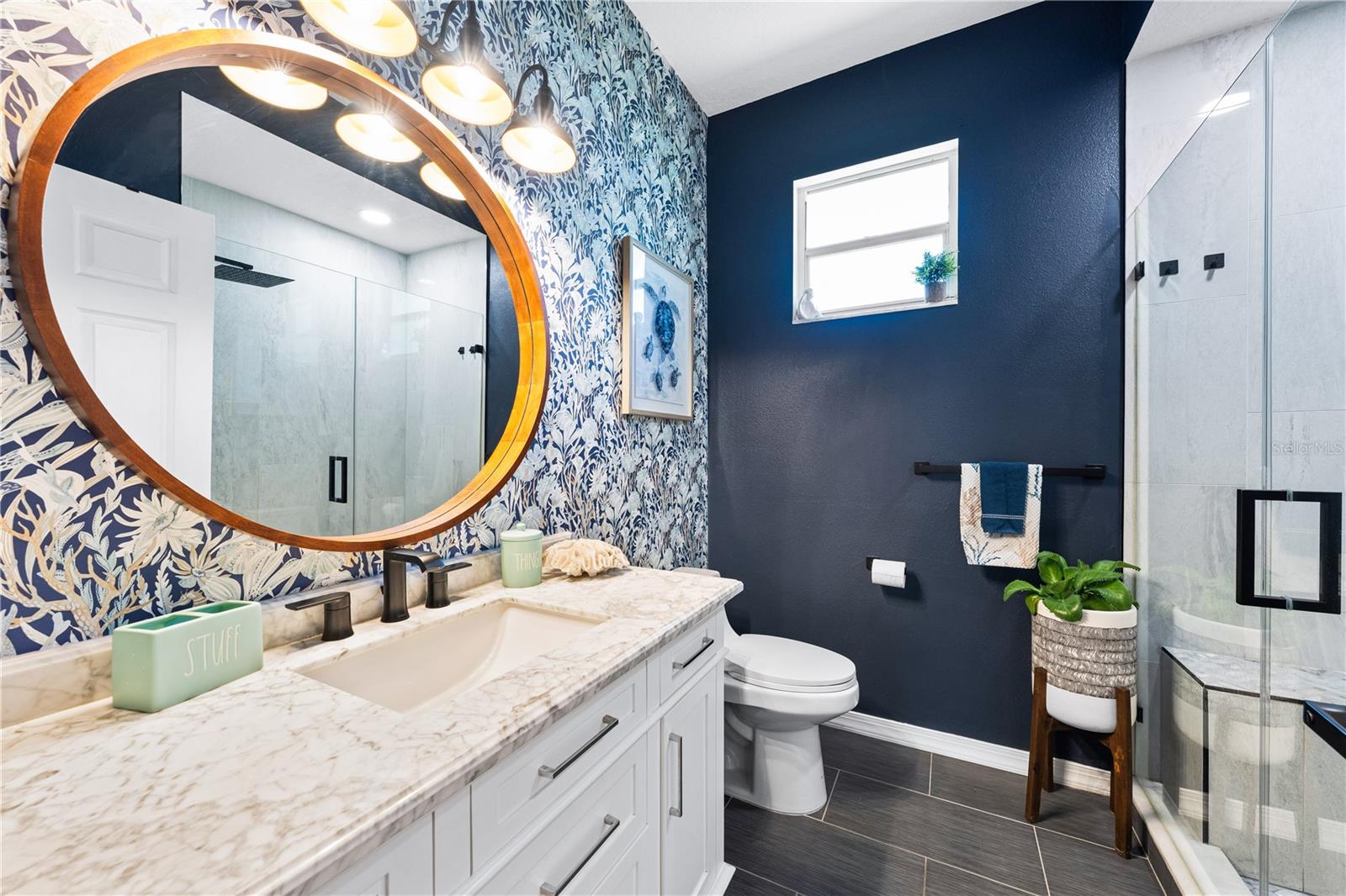 5272 SUNNYDALE CIR E