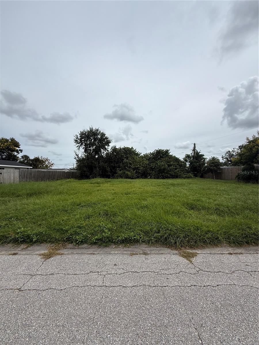 KEY AVE