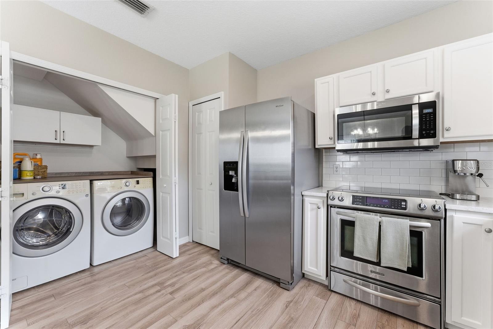 6221 FLAGFISH CT #105