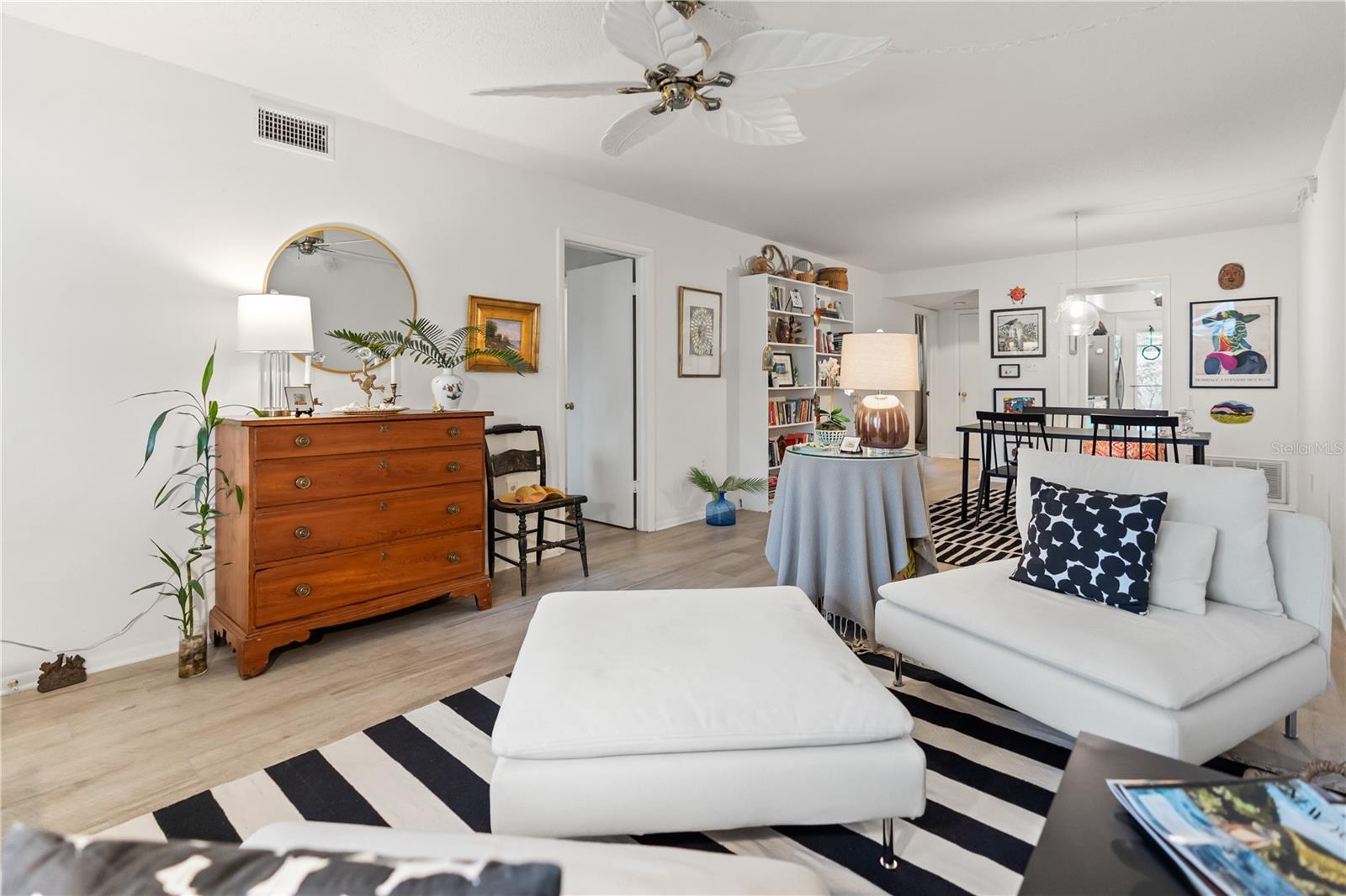 3711 ALMERIA AVE #3N