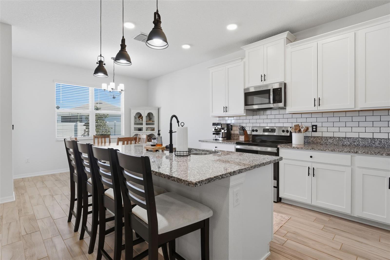 3010 MARINE GRASS DR