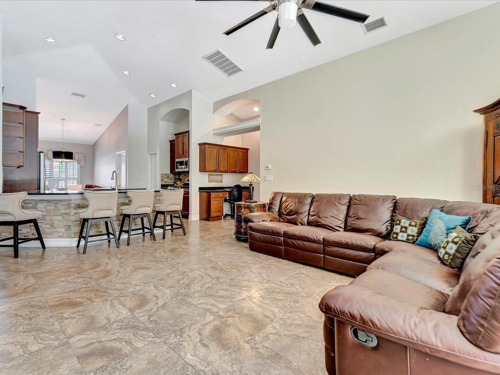 4731 BALBOA PARK LOOP W