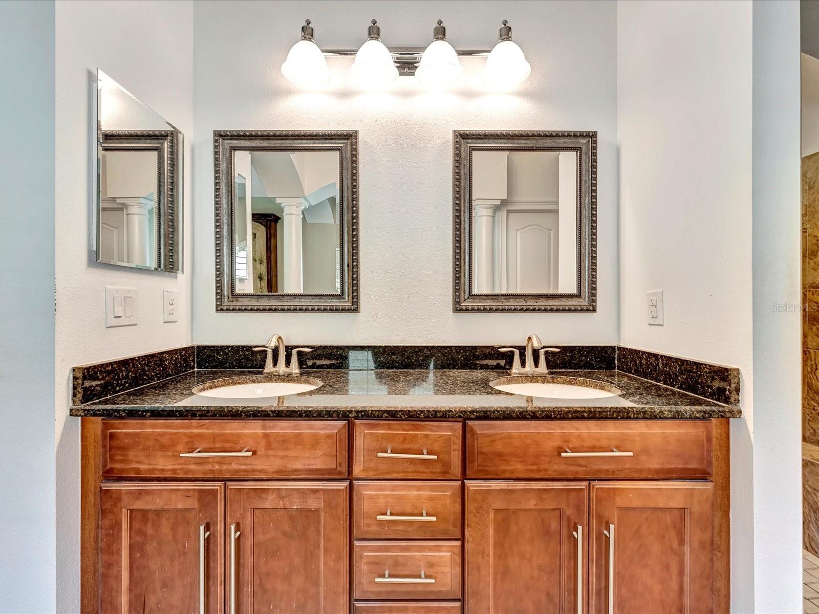 4731 BALBOA PARK LOOP W