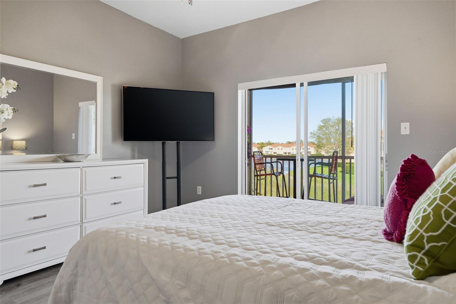 3758 PARKRIDGE CIR #24-201