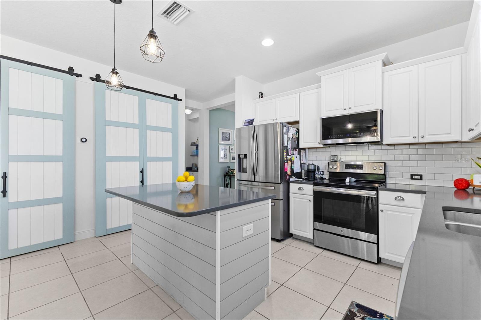 1316 THORNBURY DR
