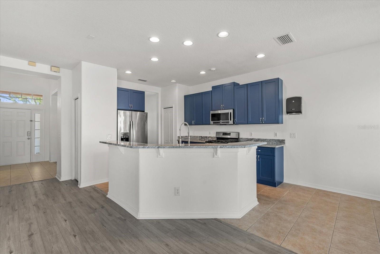 12808 HAMPTON HILL DR