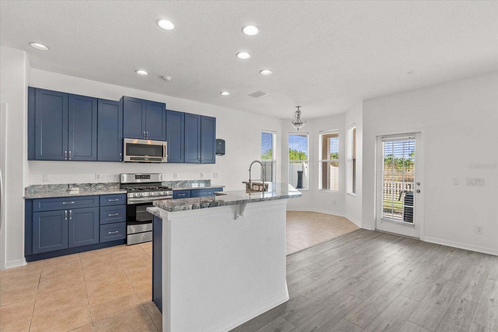 12808 HAMPTON HILL DR