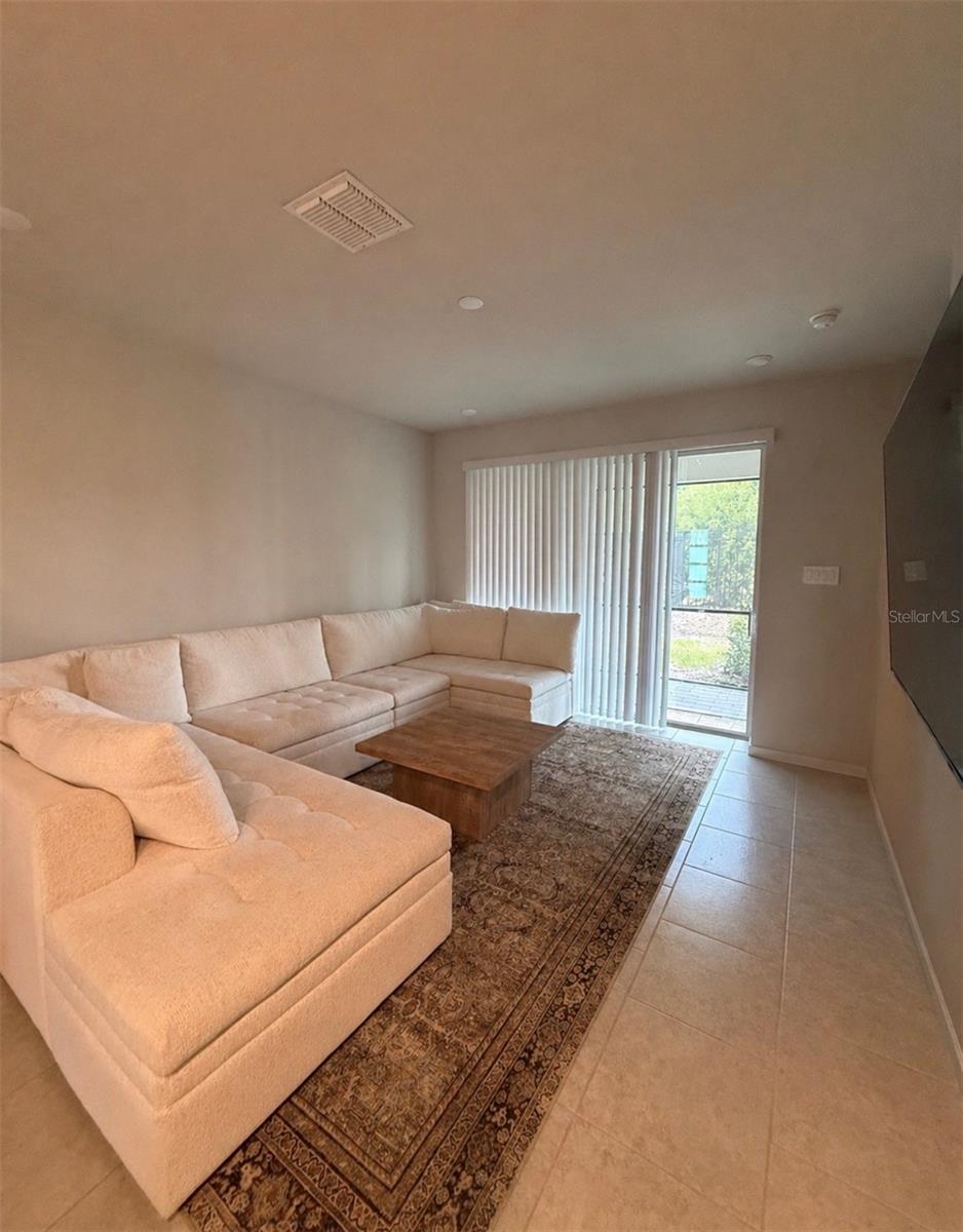 1138 CREEK VALLEY CT