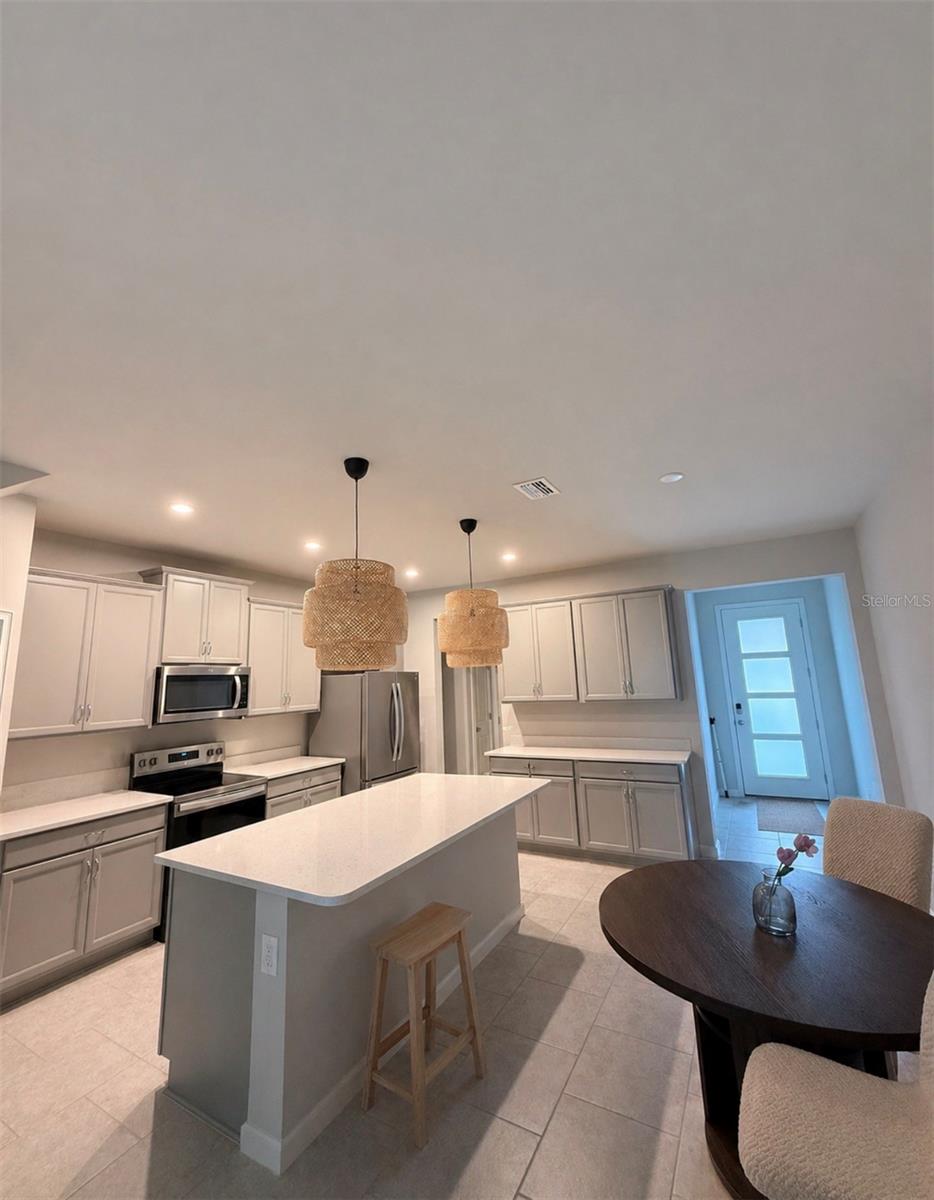 1138 CREEK VALLEY CT