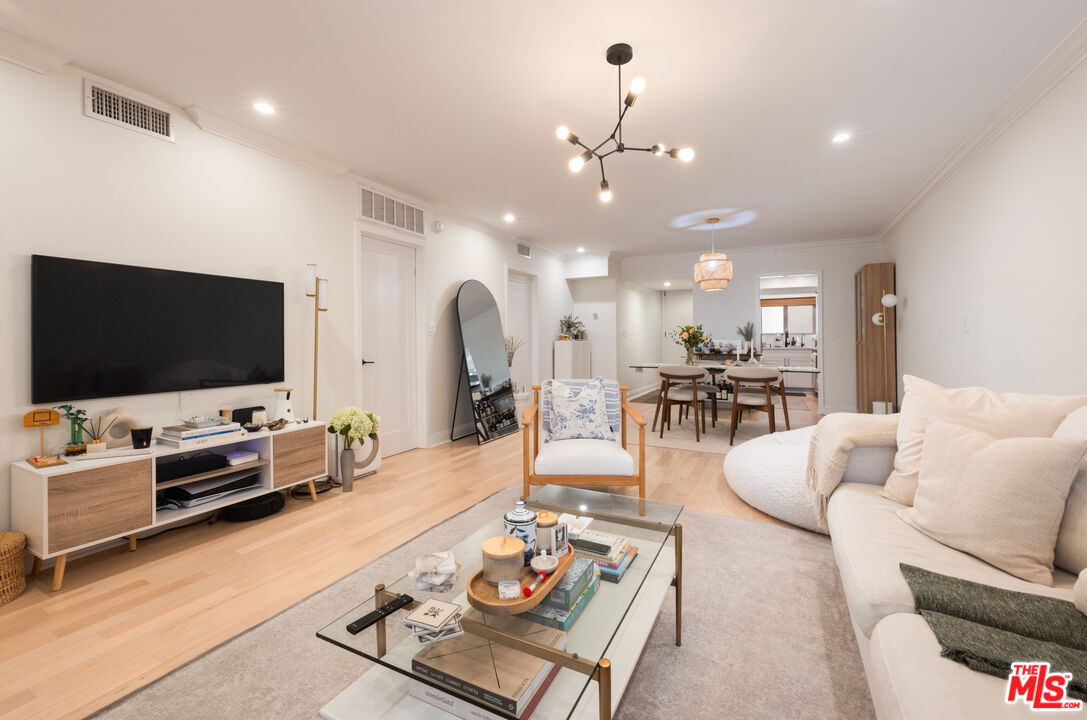 1000 S Westgate Ave Unit: 216