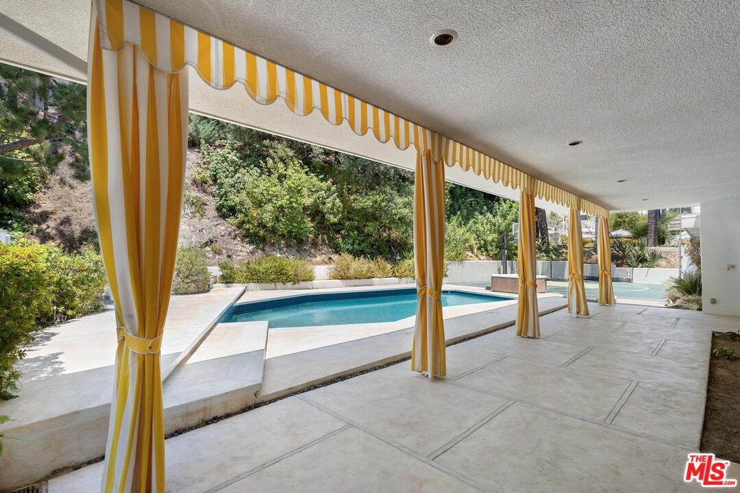 15515 Hamner Dr