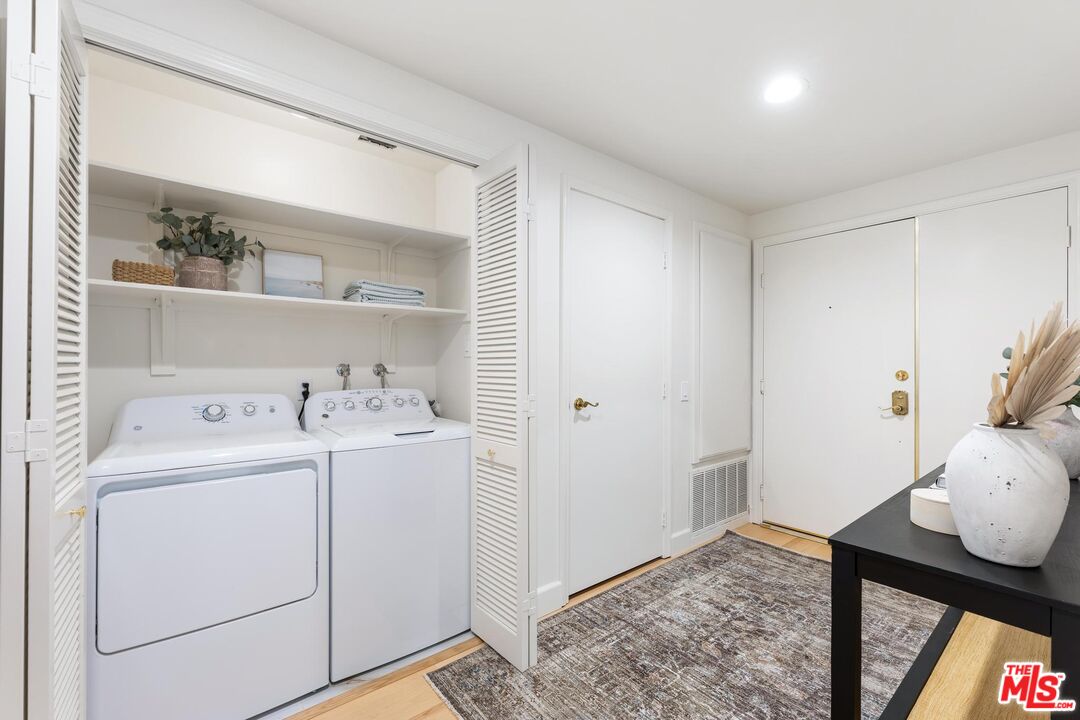 9880 Vidor Dr Unit: 104