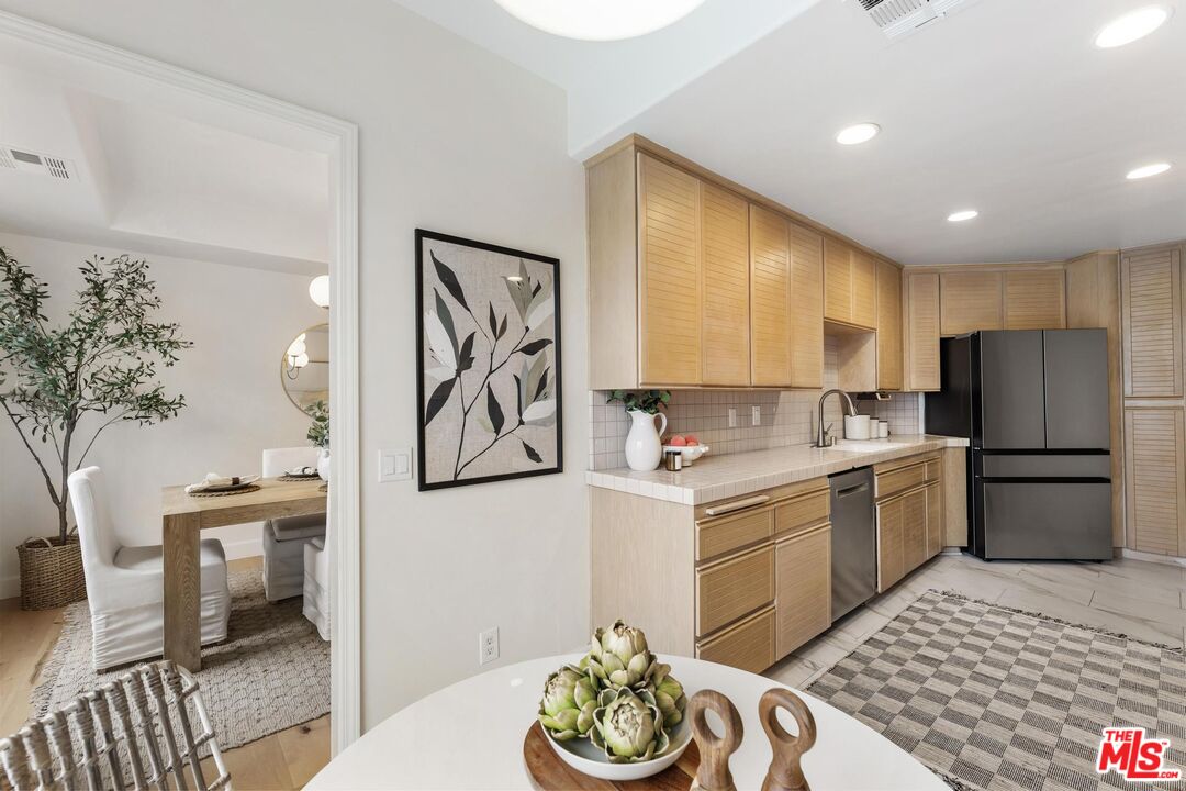 9880 Vidor Dr Unit: 104