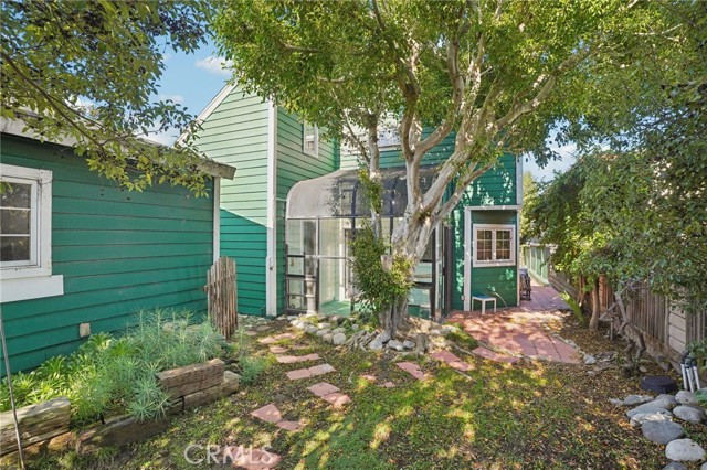 1652 Voorhees