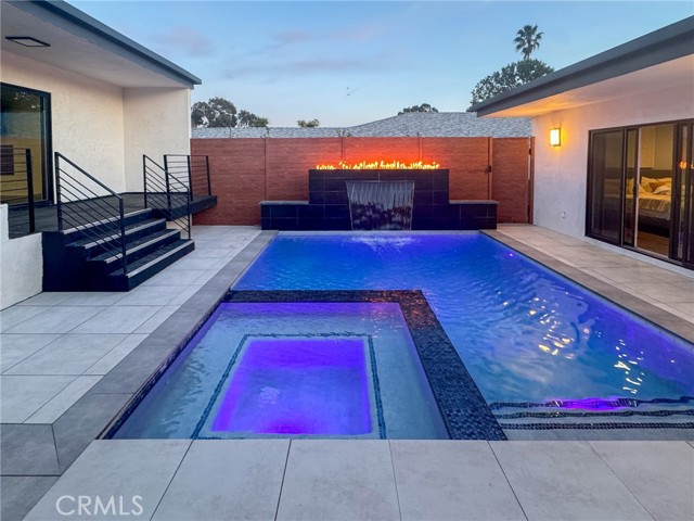 8215 Calabar AVE