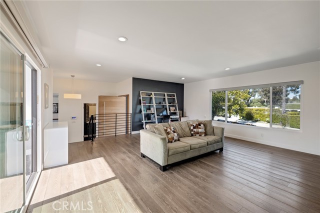 8215 Calabar AVE