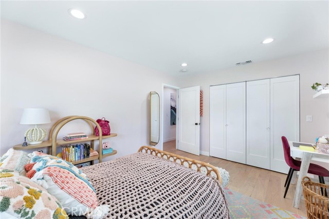 1707 10th ST