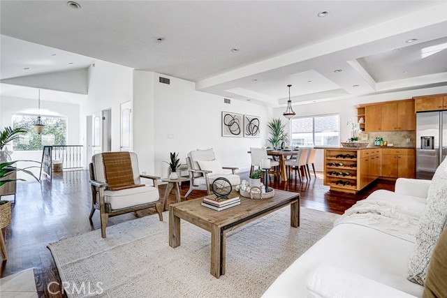 602 N Juanita AVE Unit: A