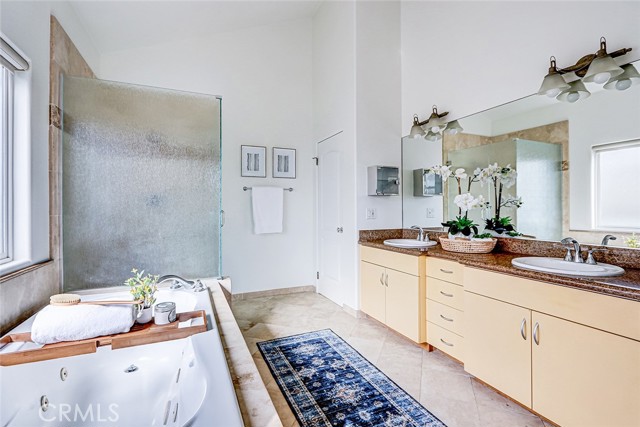 602 N Juanita AVE Unit: A