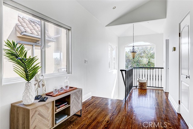 602 N Juanita AVE Unit: A