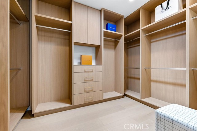 2206 Gates AVE Unit: A