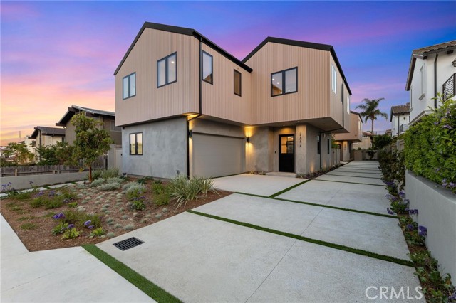 2206 Gates AVE Unit: A