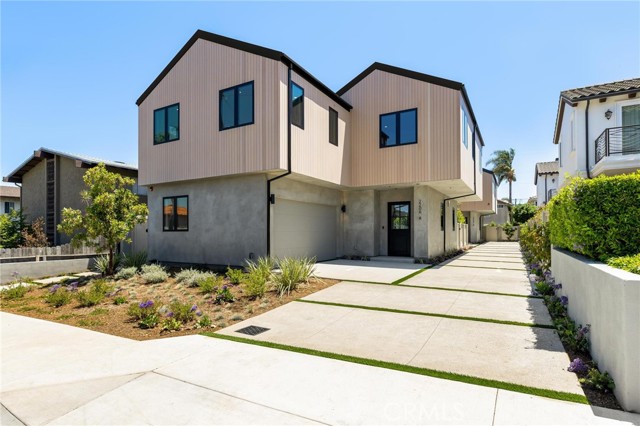 2206 Gates AVE Unit: A
