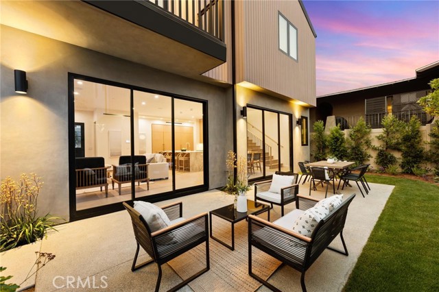2206 Gates AVE Unit: A