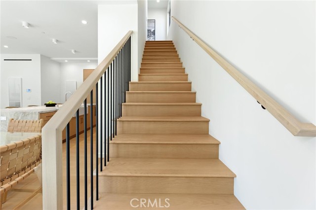 2206 Gates AVE Unit: A