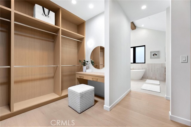 2206 Gates AVE Unit: A