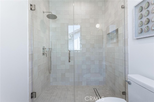 2206 Gates AVE Unit: A