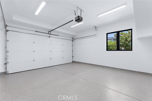 2206 Gates AVE Unit: A
