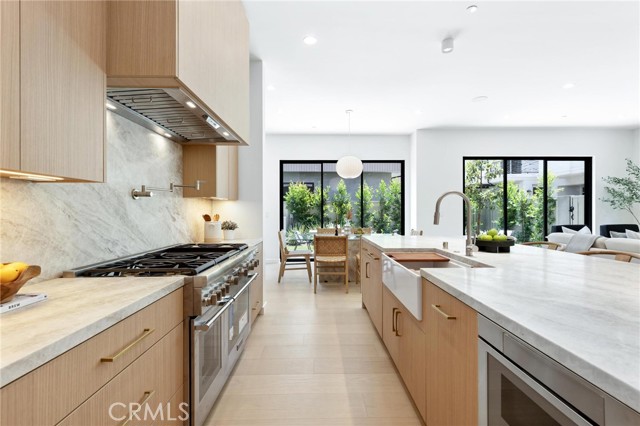 2206 Gates AVE Unit: A
