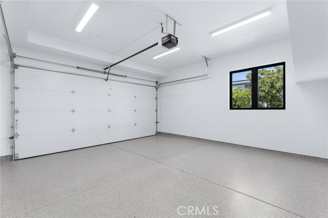 2206 Gates AVE Unit: A