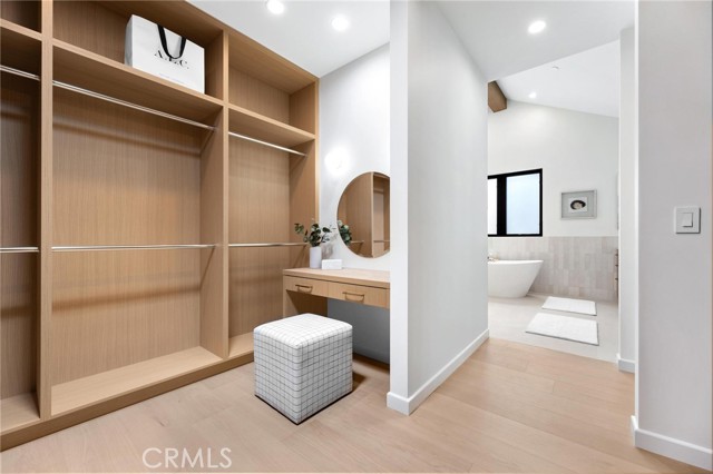 2206 Gates AVE Unit: A